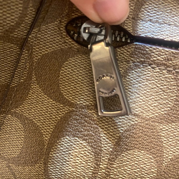 Coach Signature Brown and Yellow Prairie zip top satchel - Picture 5 of 15